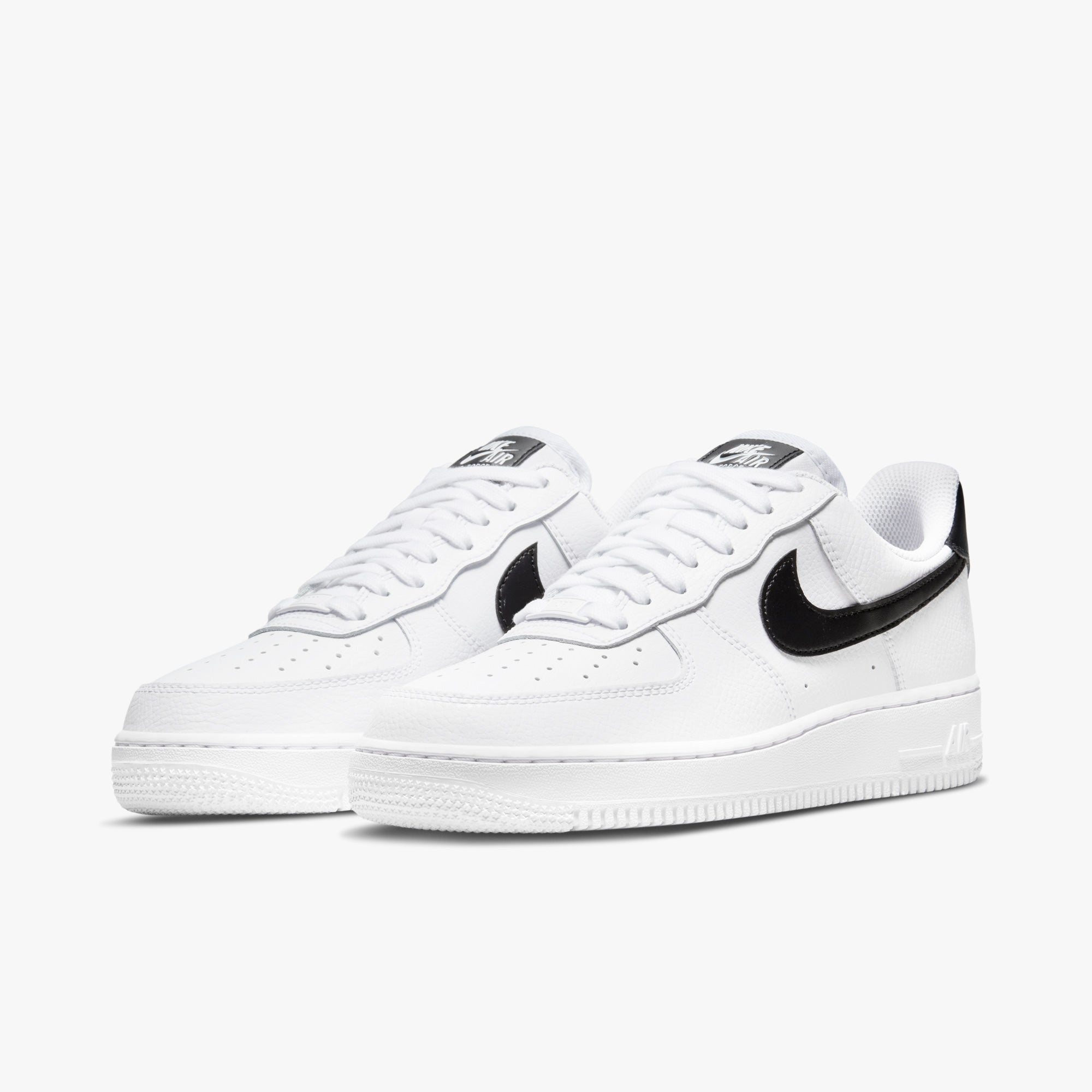 Nike Air Force 1 07