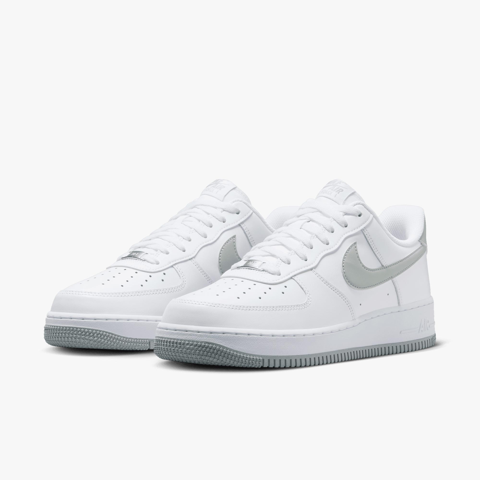 Nike Air Force 1 07