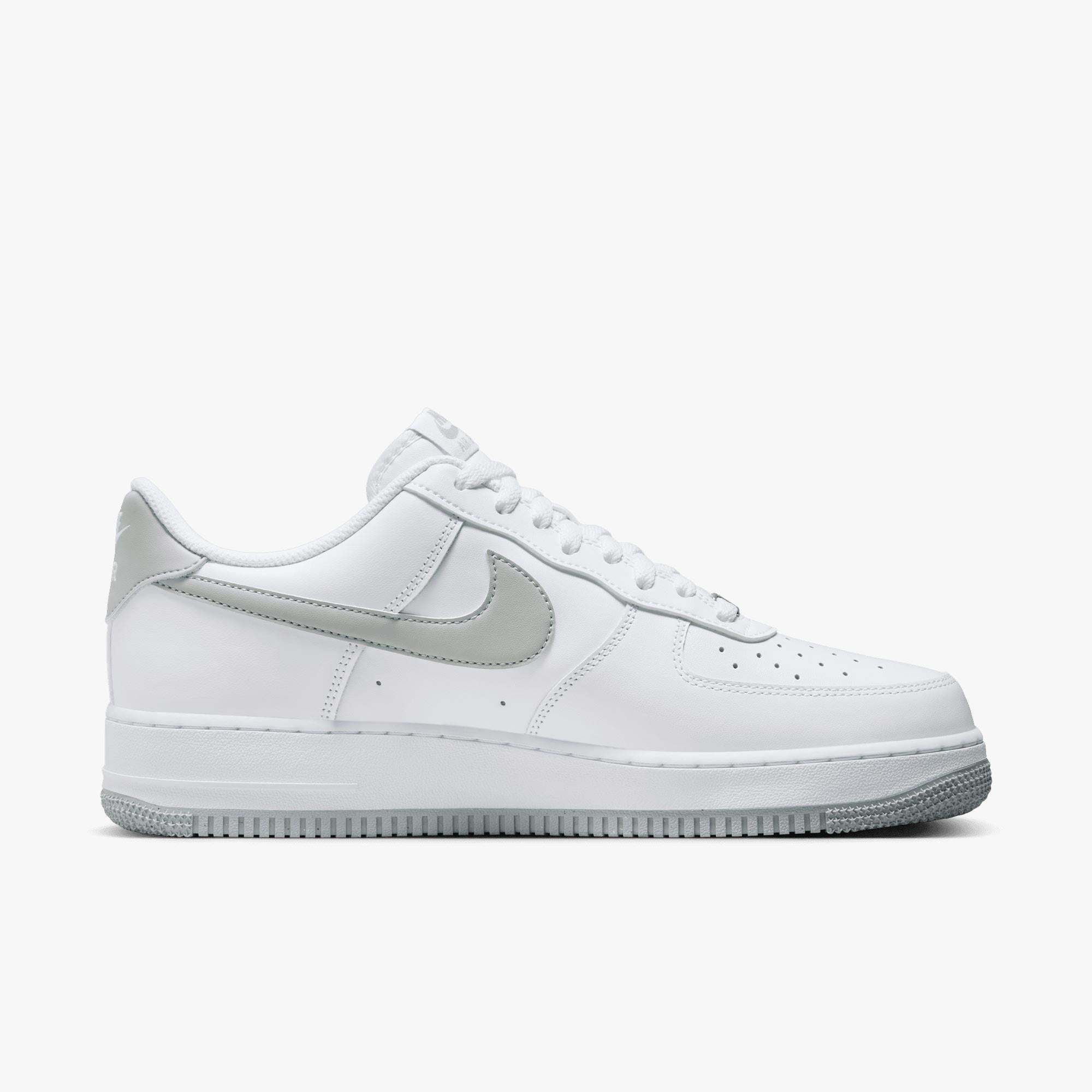 Nike Air Force 1 07