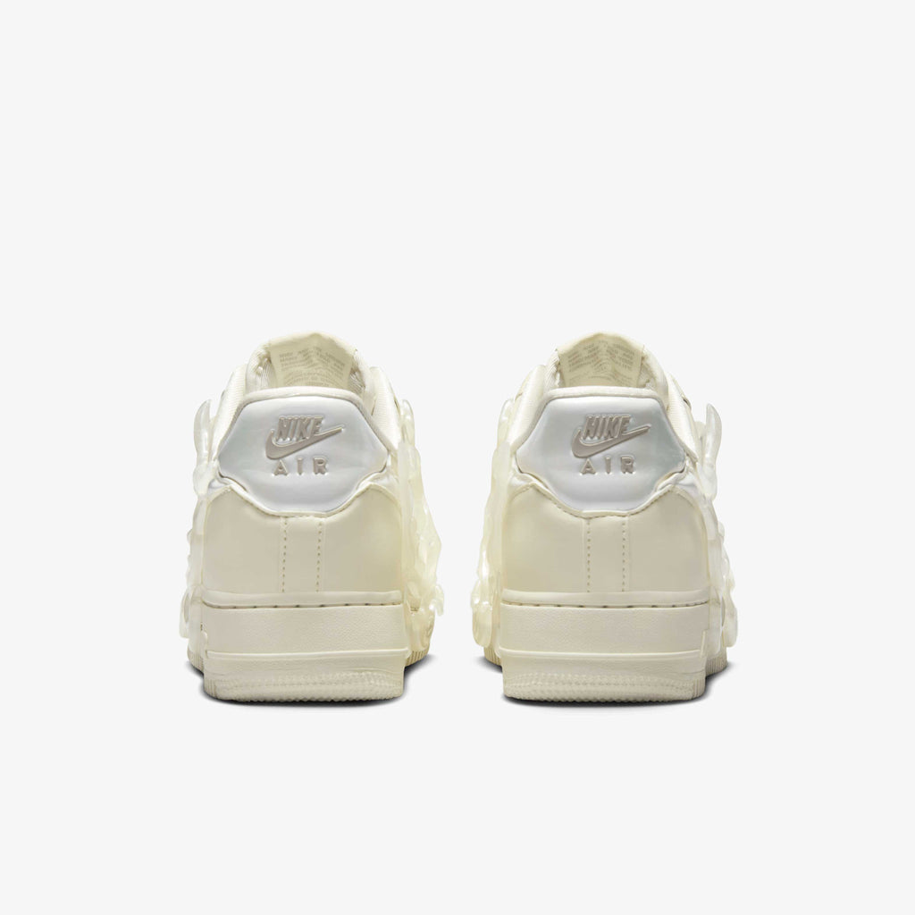 Nike Air Force 1 07 LX