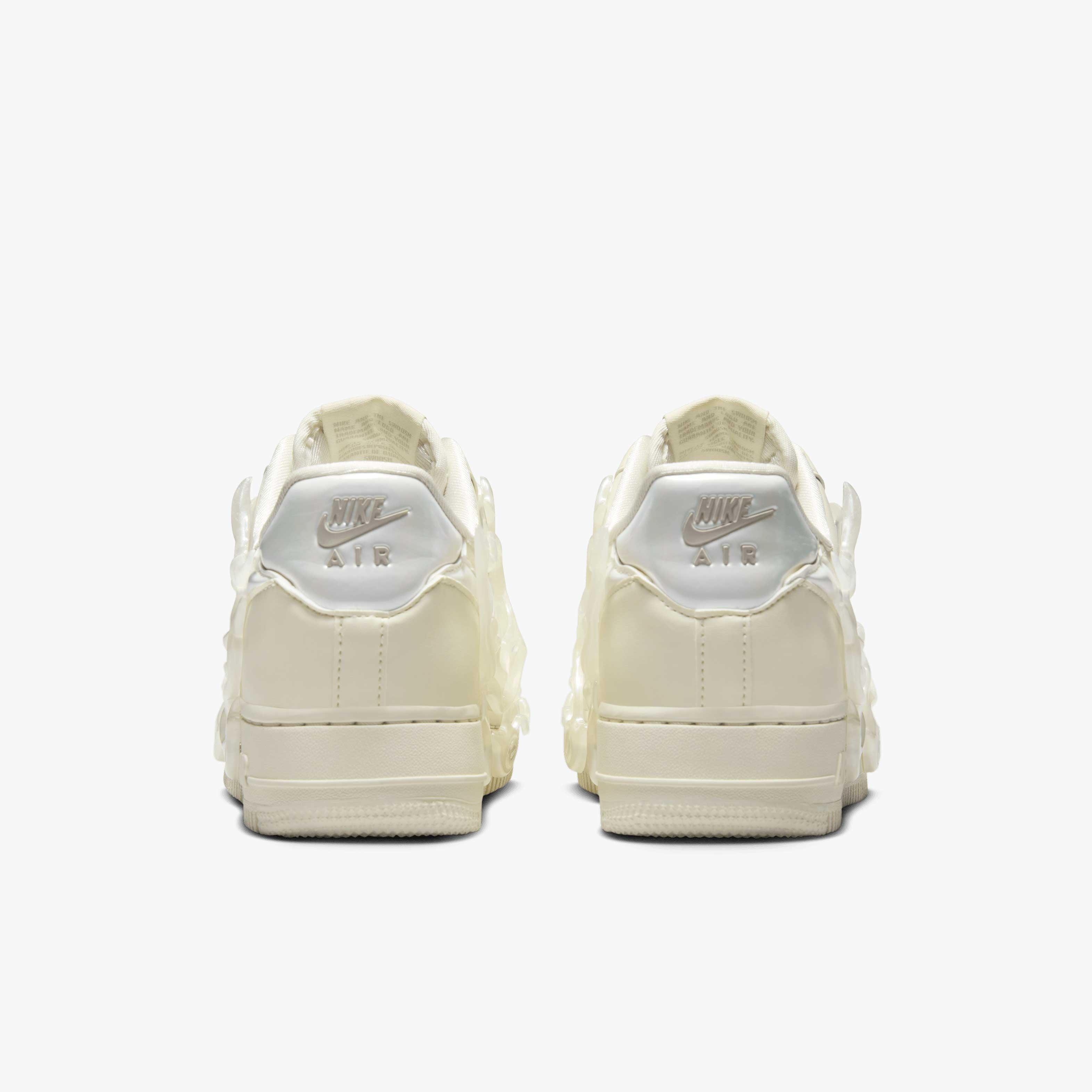 Nike Air Force 1 07 LX