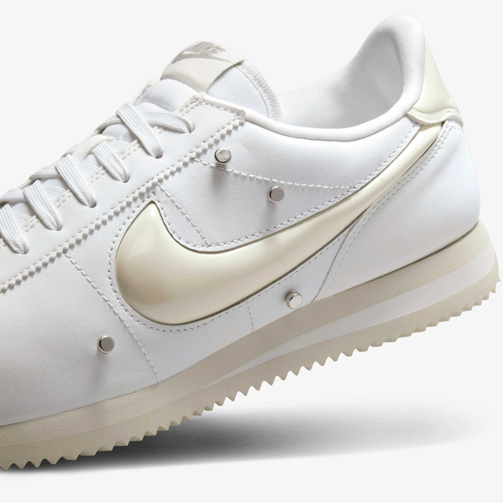 Nike Cortez LX Leather