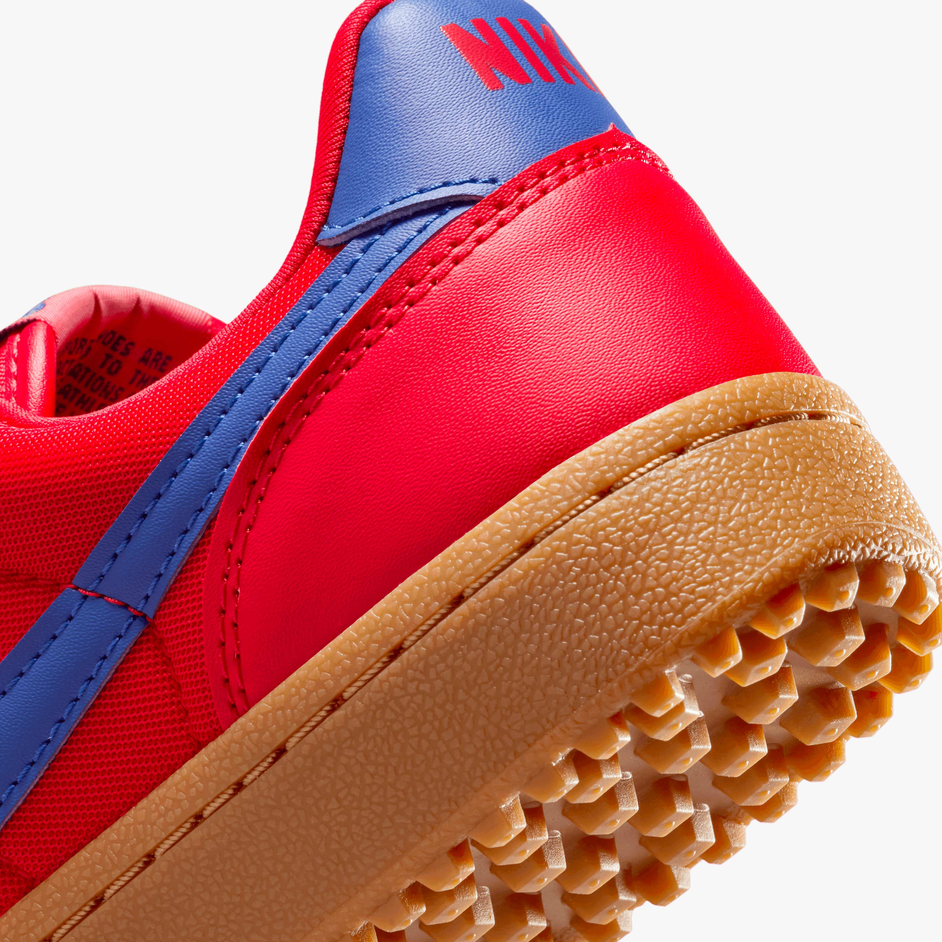 Nike Field General
