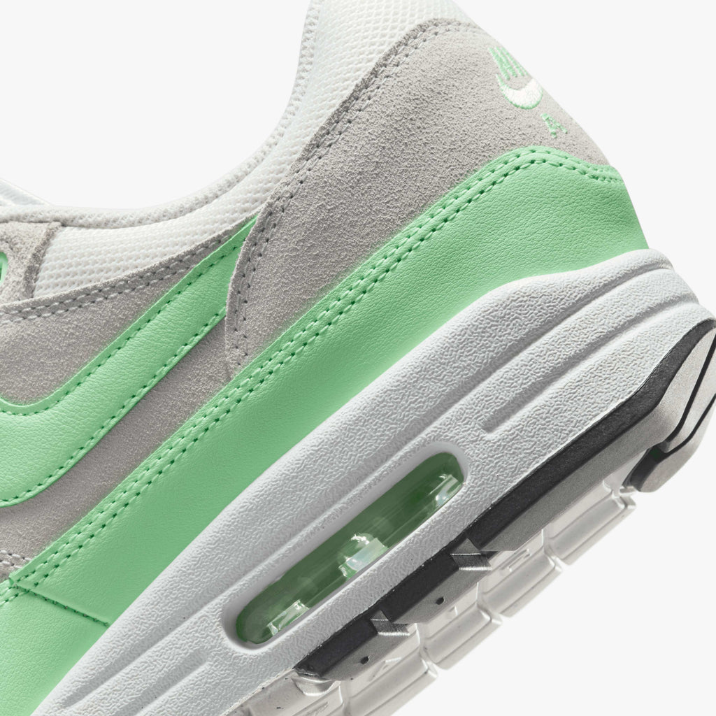 Nike Air Max 1 Essential