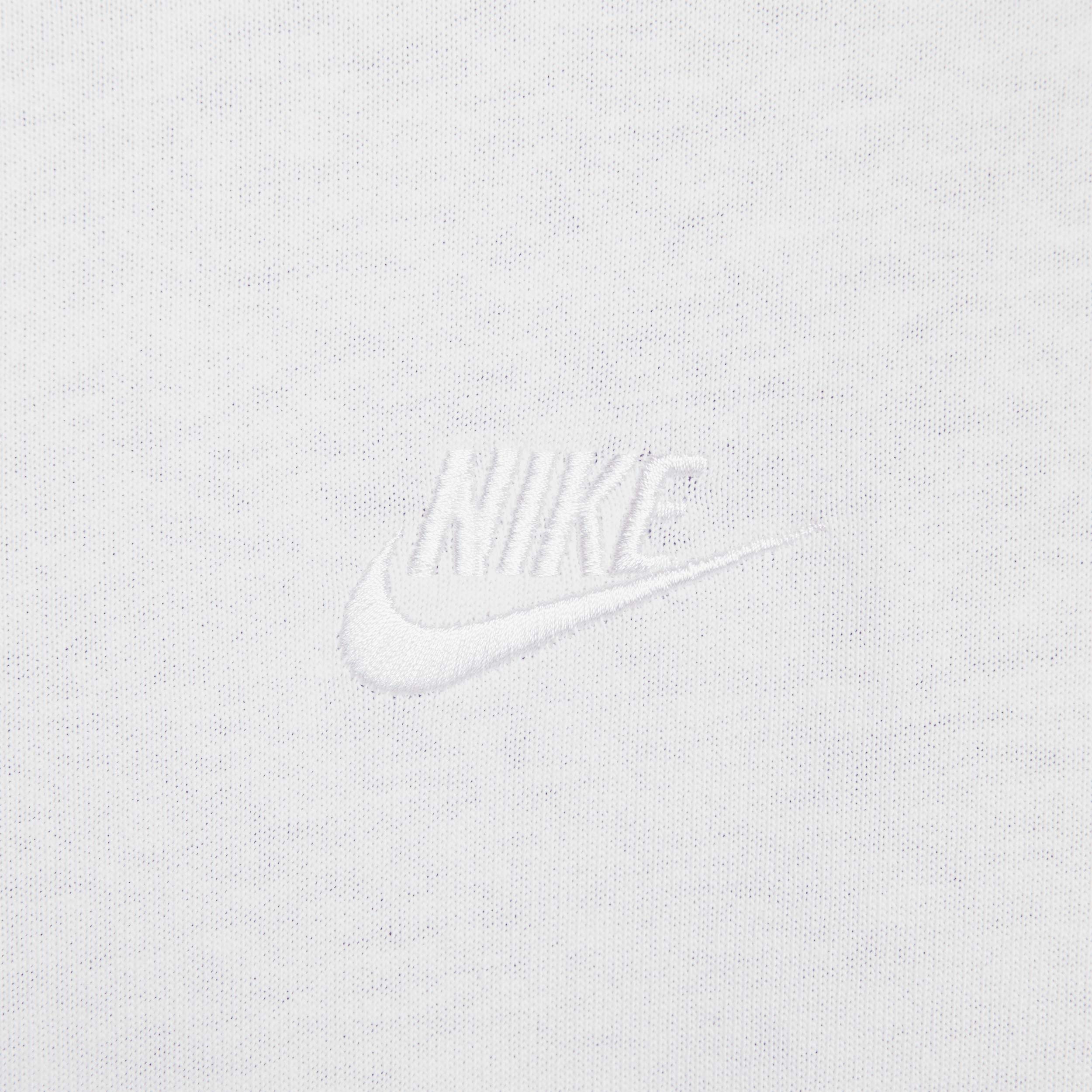Nike Sportswear Premium Essentials