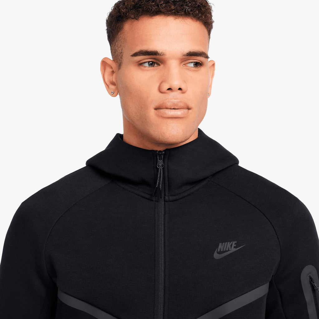 Nike Tech