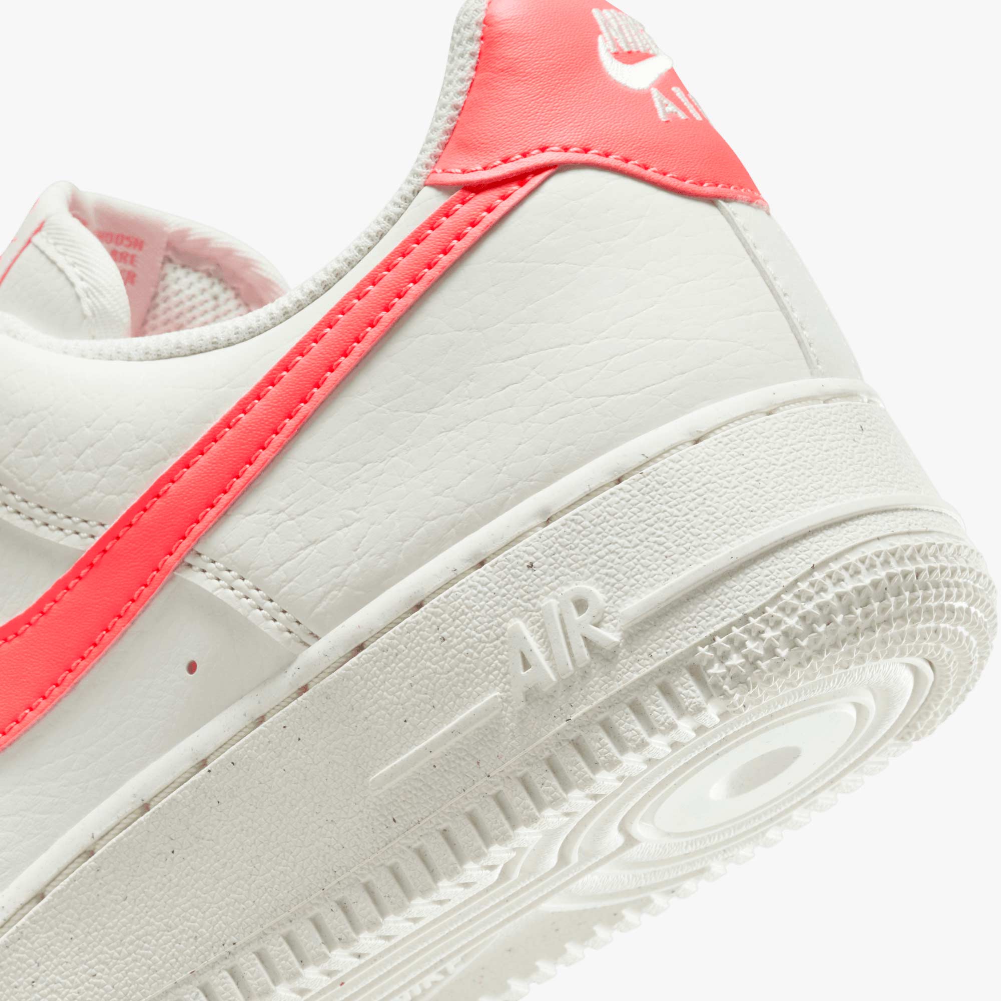 Nike Air Force 1 07 Next Nature