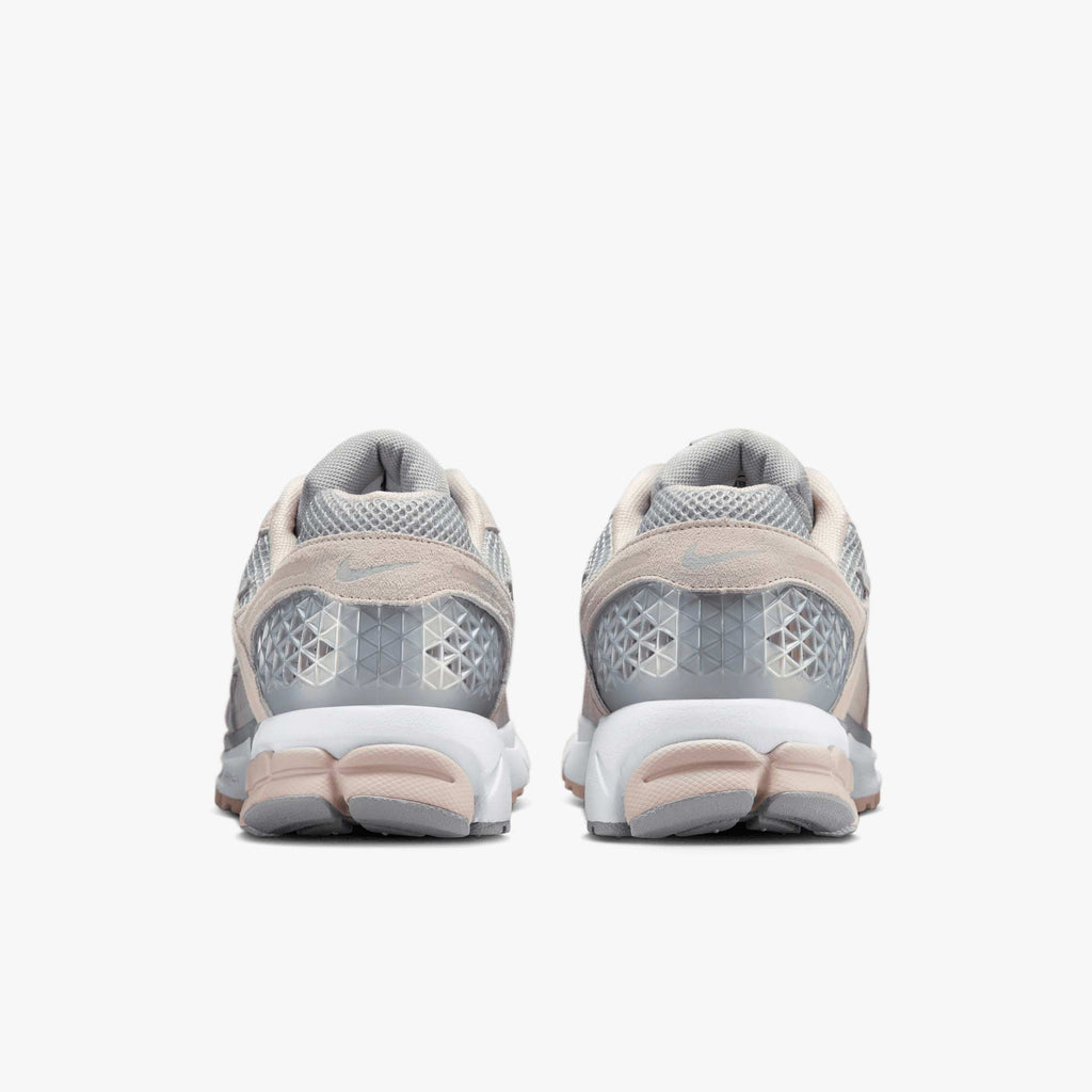 Nike Zoom Vomero 5