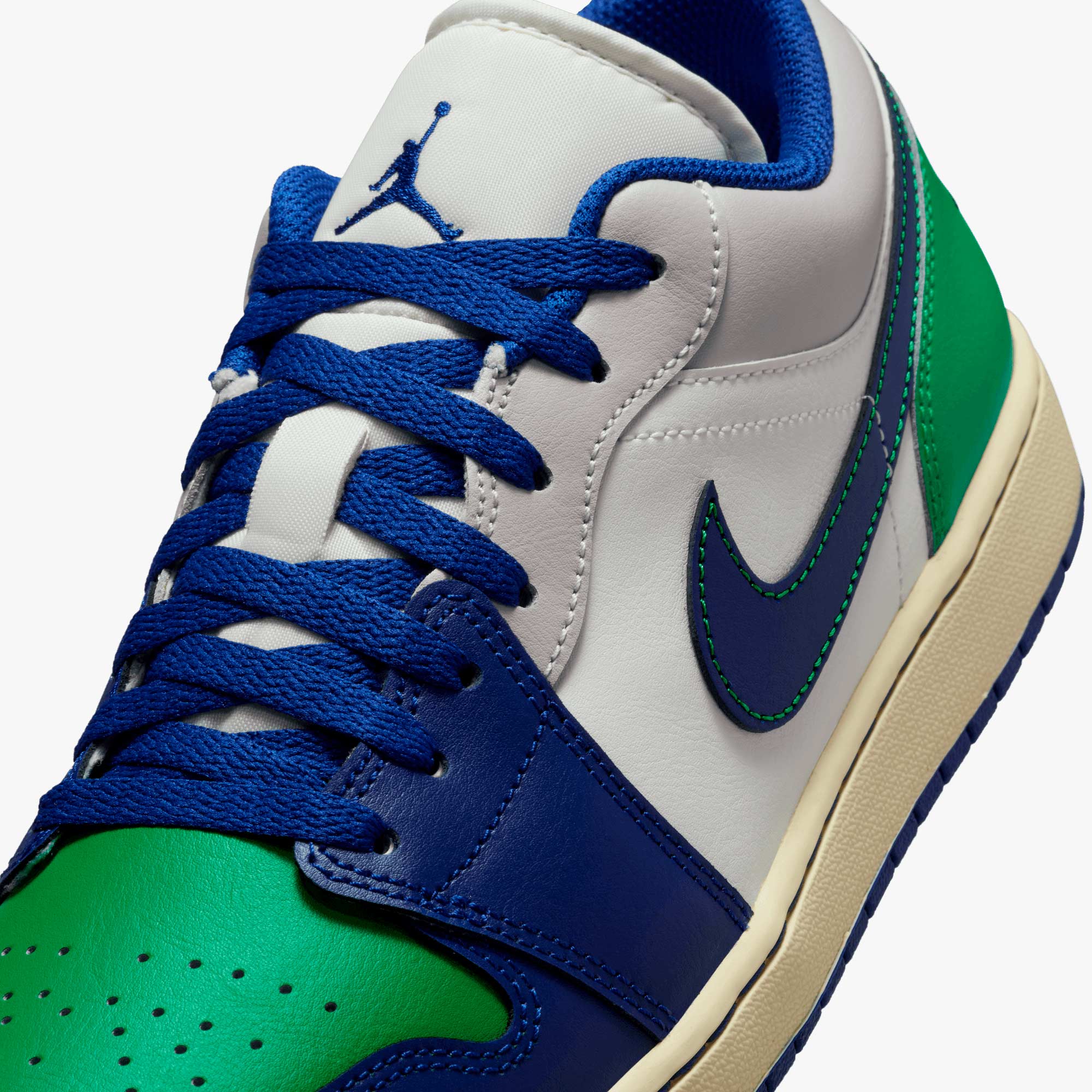 Air Jordan 1 Low