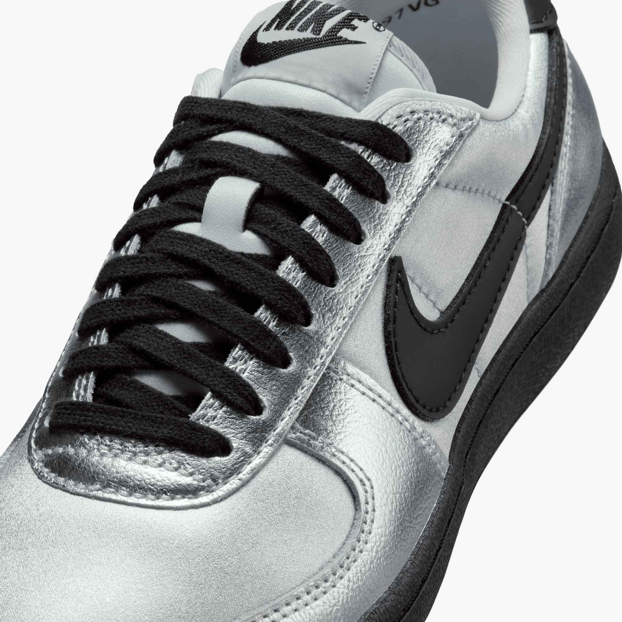 Nike Field General