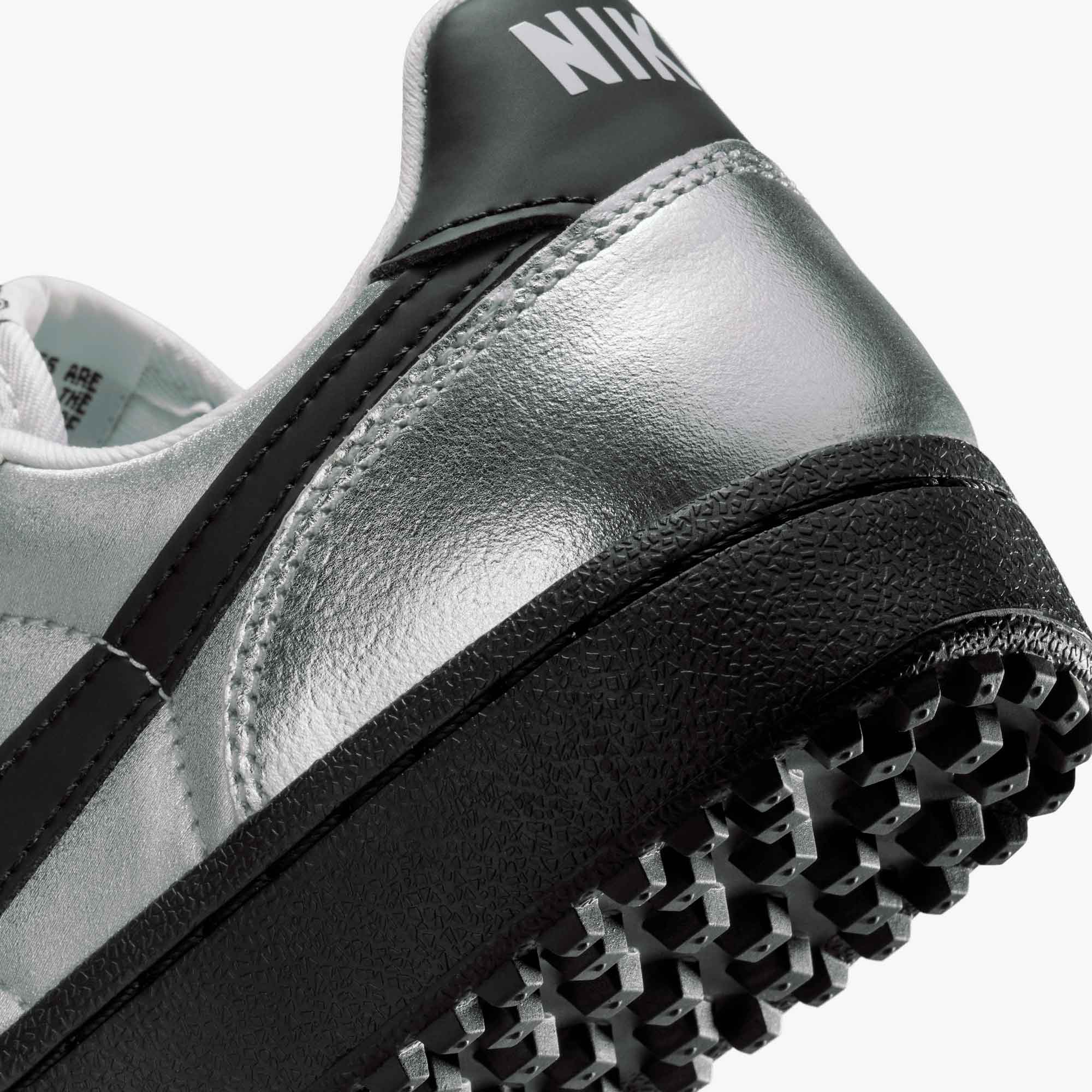 Nike Field General