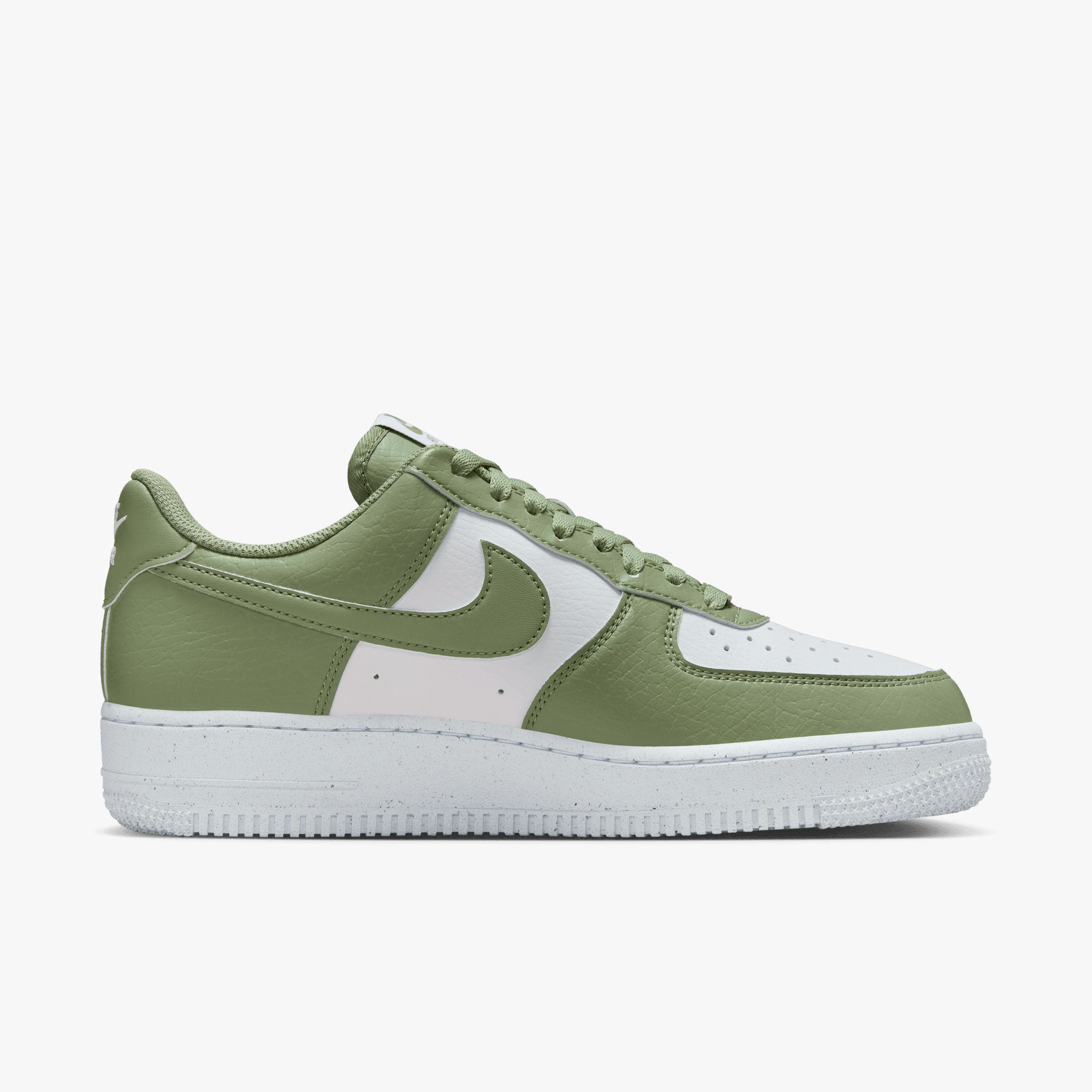 Nike Air Force 1 07 Next Nature