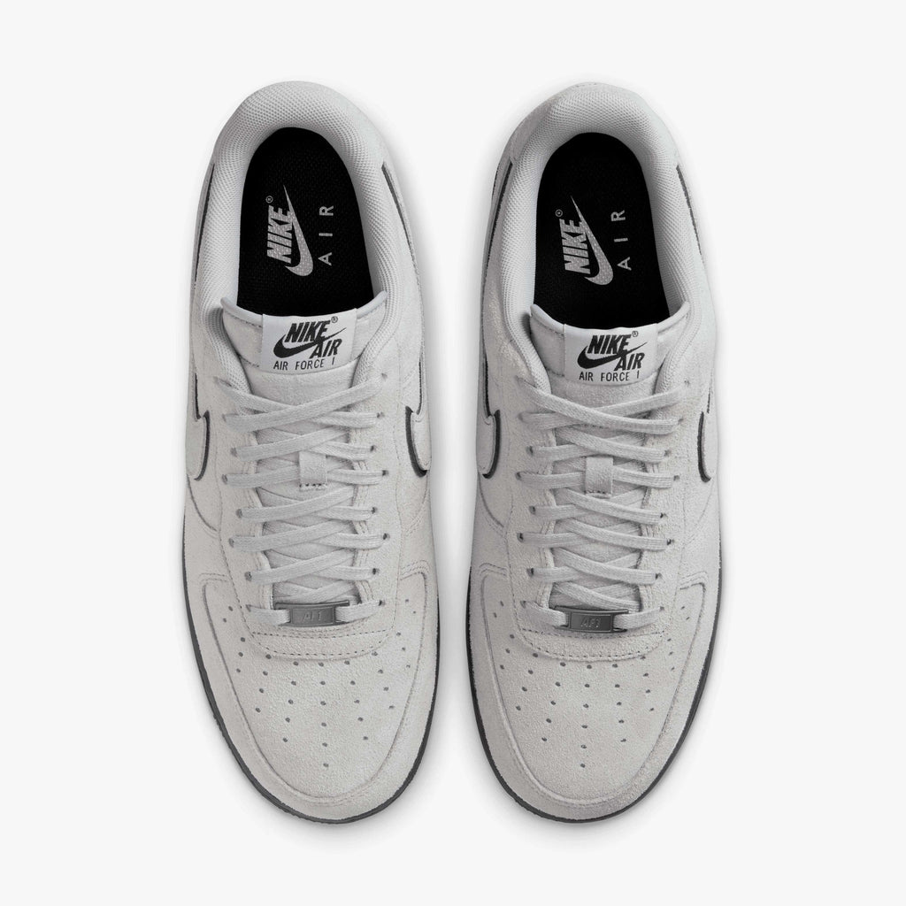 Nike Air Force 1 '07 LV8