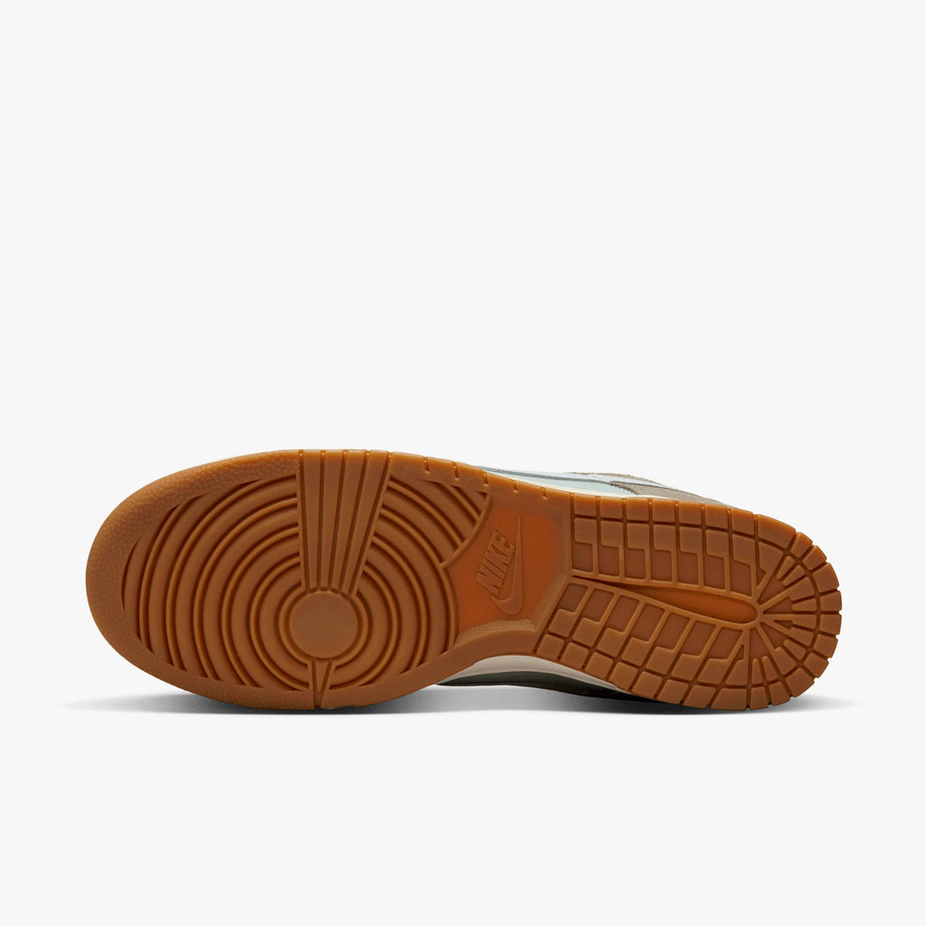Nike Dunk Low Retro SE