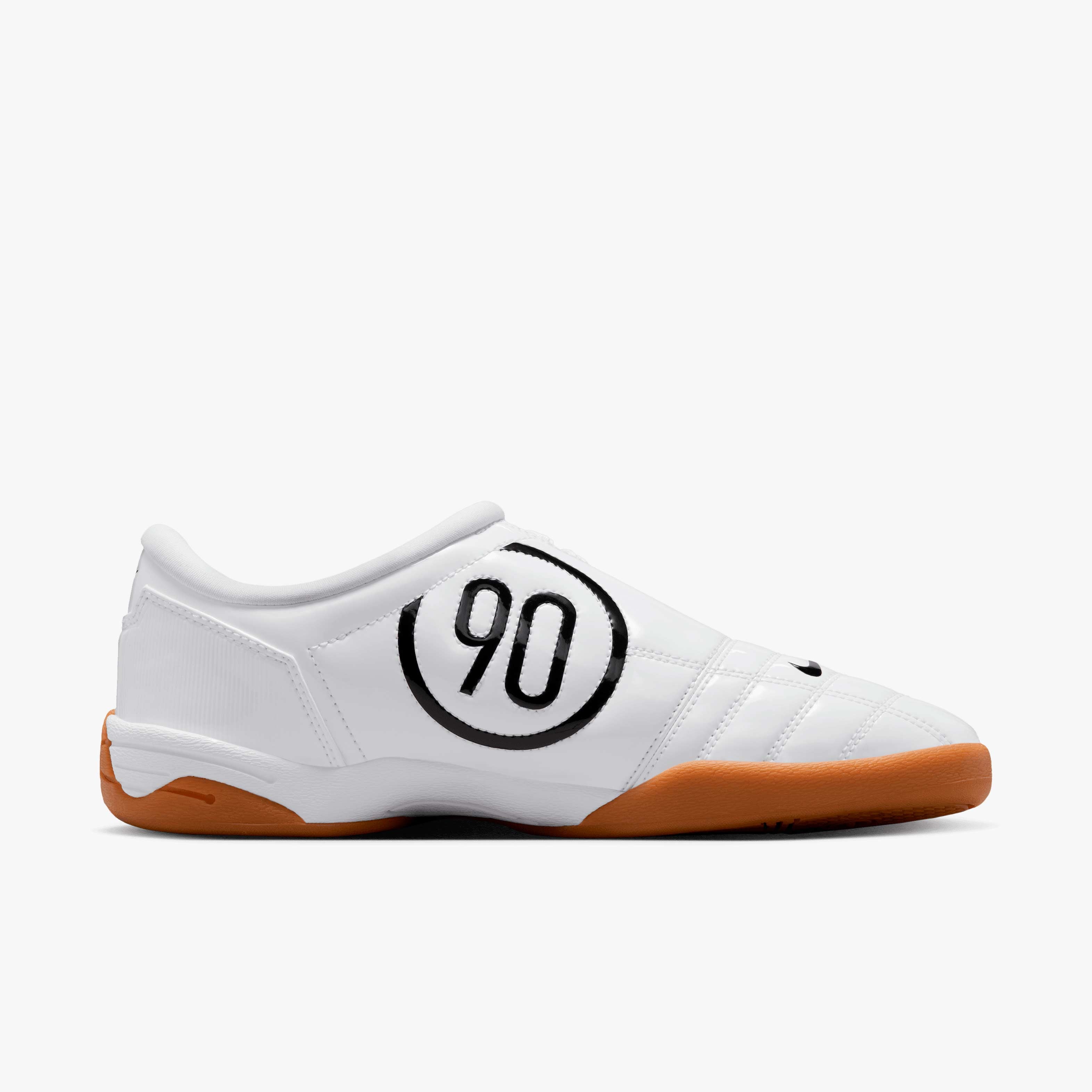 Nike Total 90