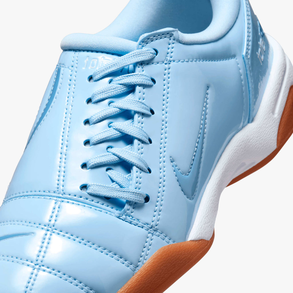 Nike Total 90