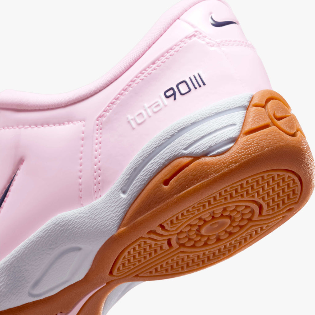 Nike Total 90
