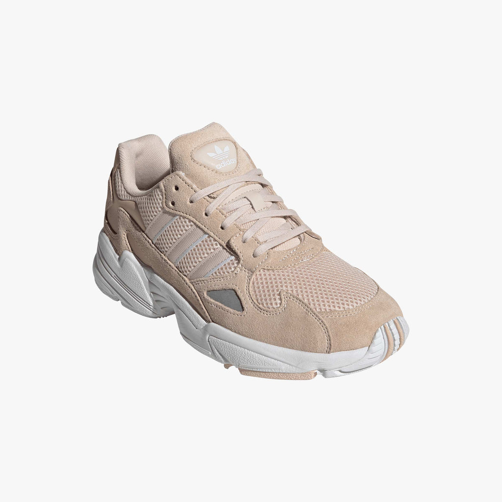 Adidas Falcon