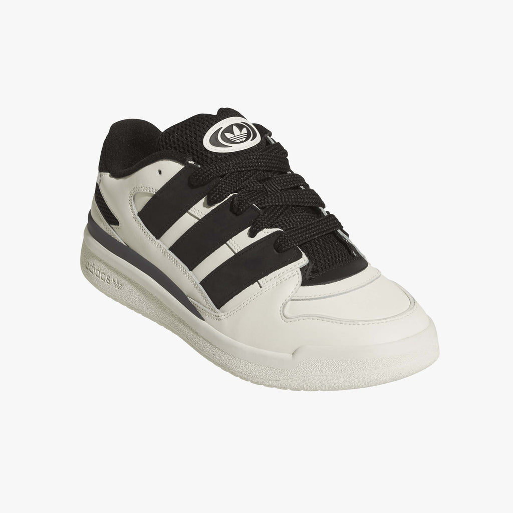 Adidas Forum2000