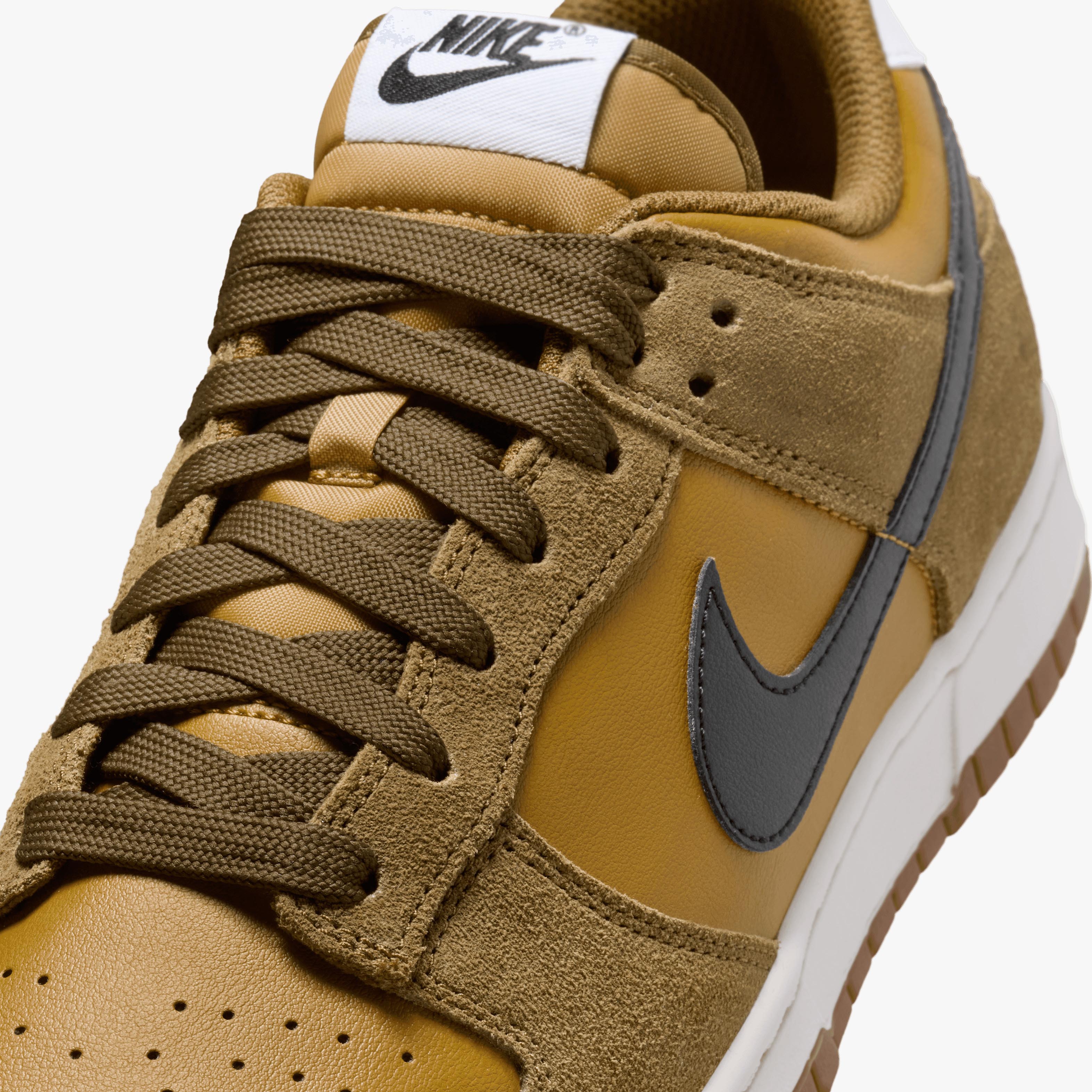 Nike Dunk Low Retro SE