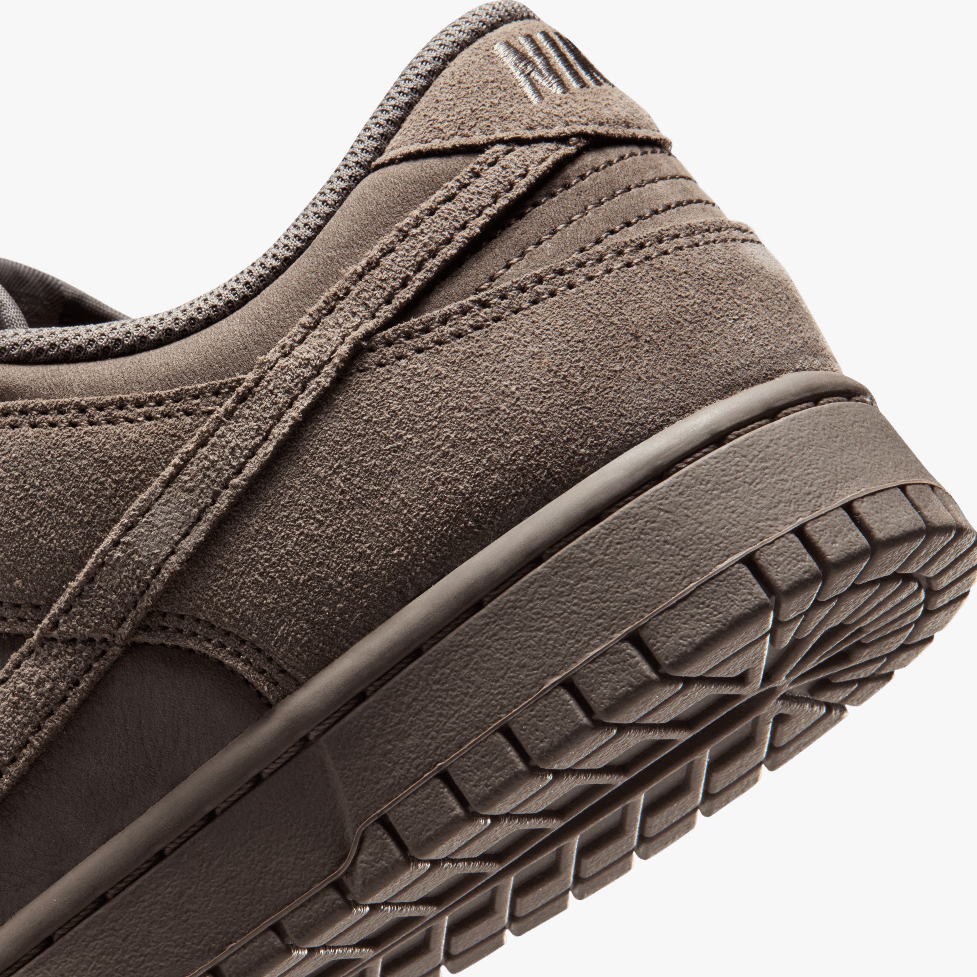 Nike Dunk Low Retro SE