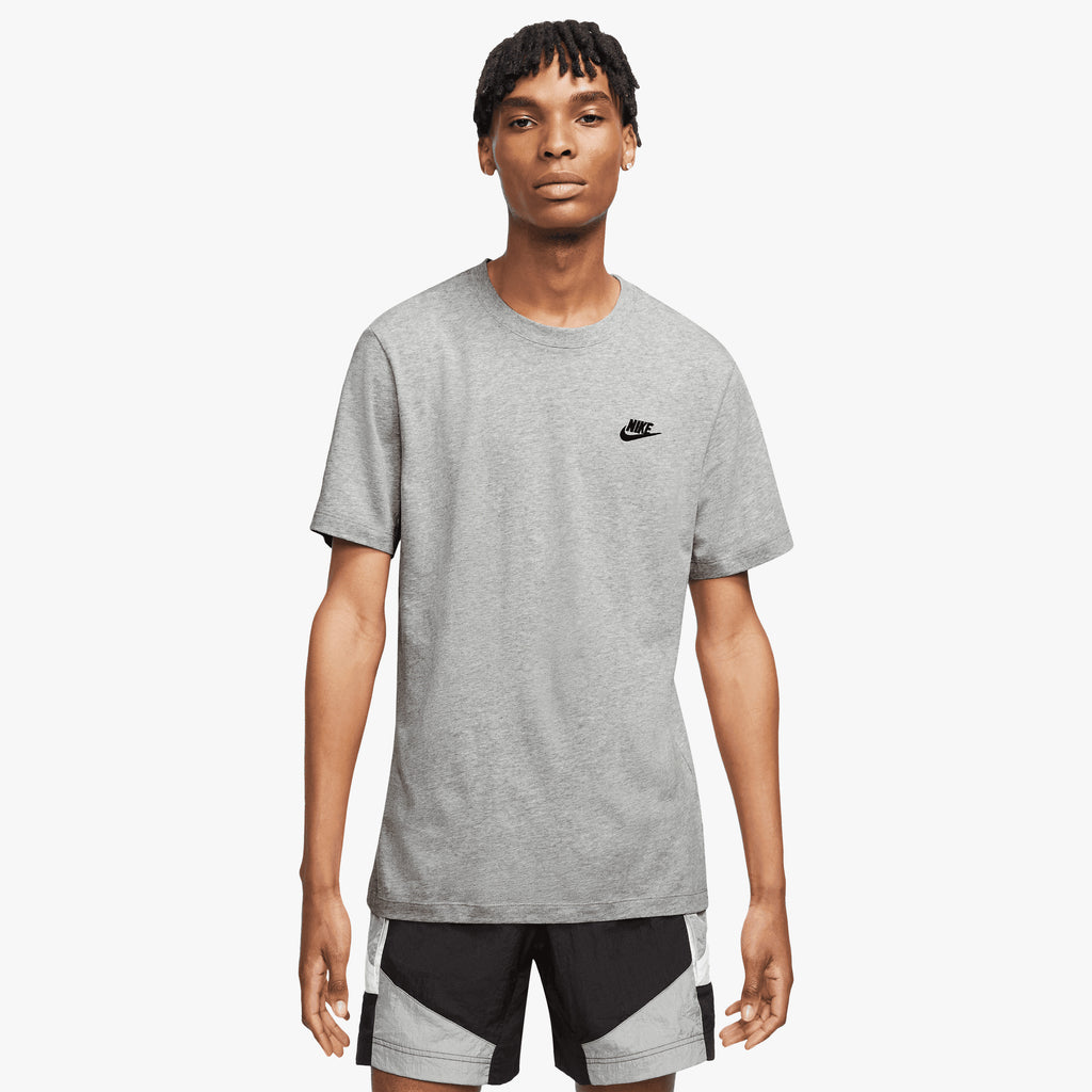 Nike Sportswear Club