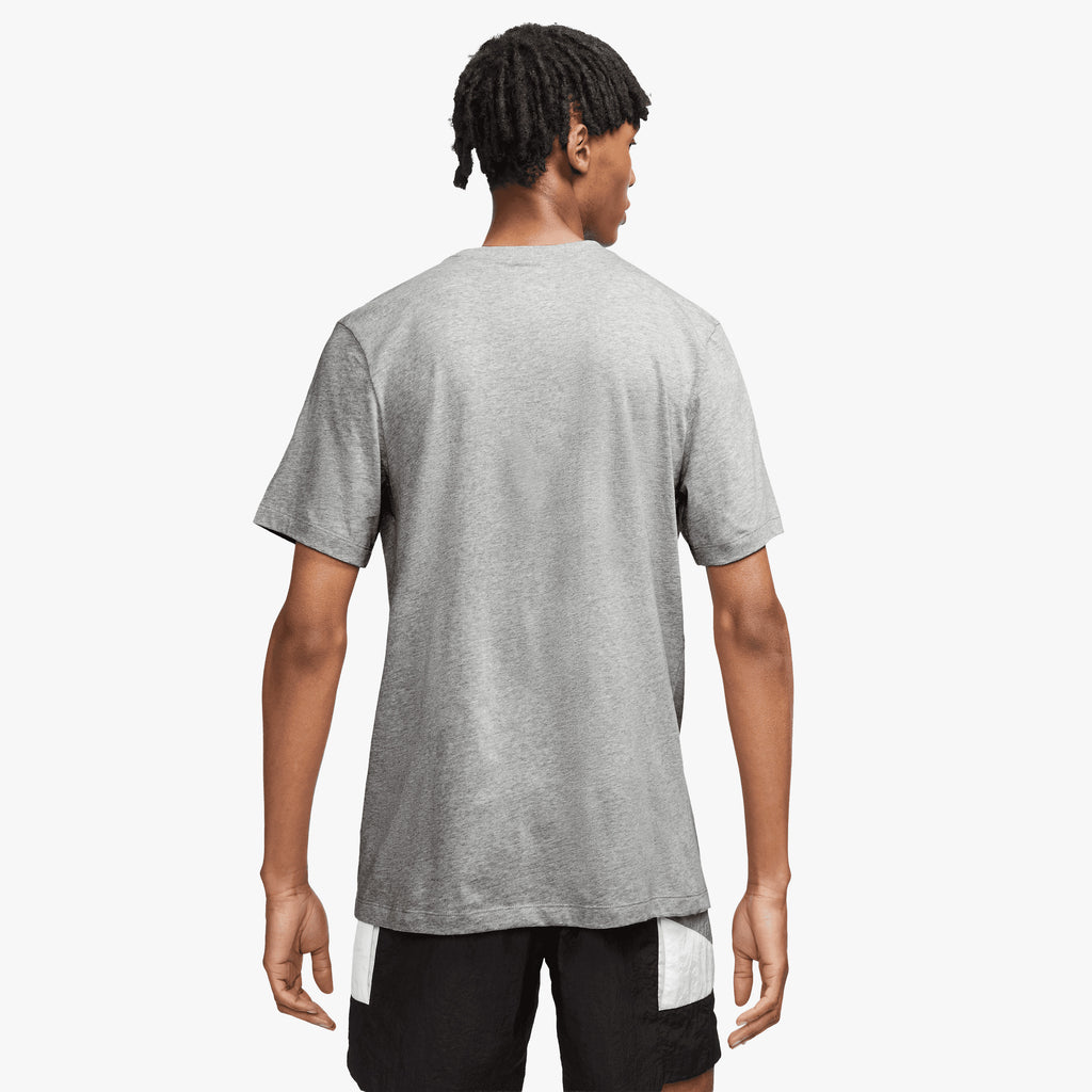 Nike Sportswear Club