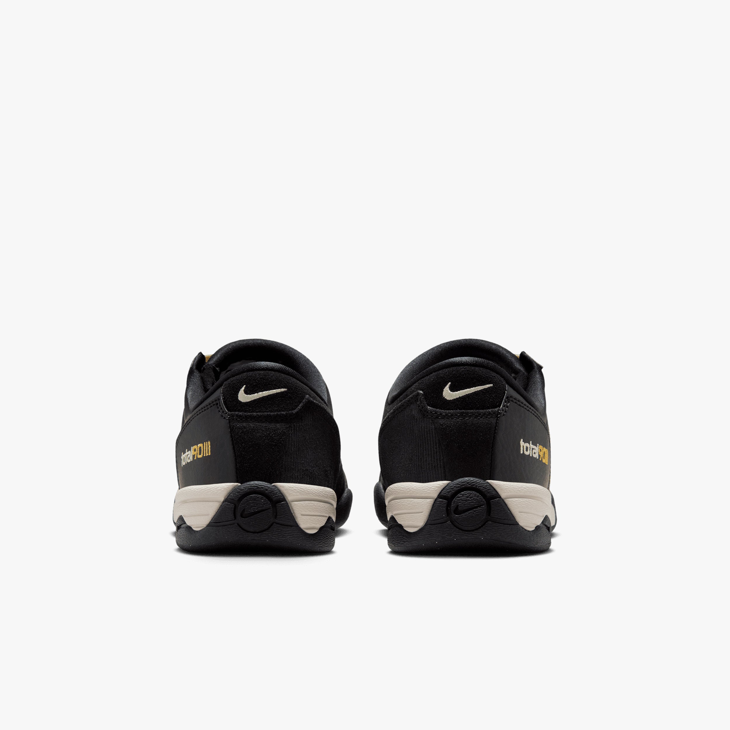 Nike Total 90