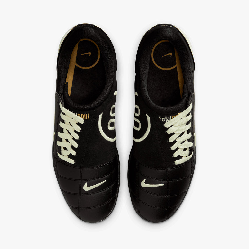 Nike Total 90
