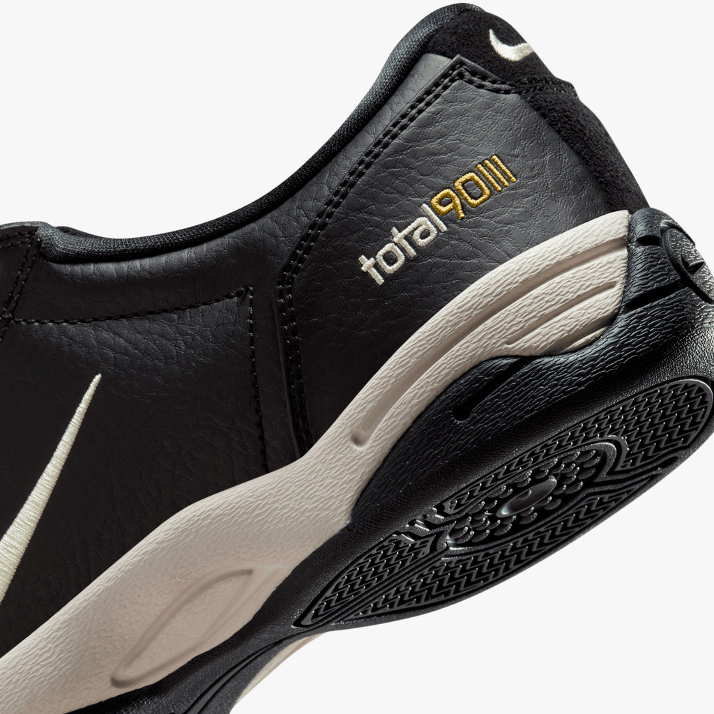 Nike Total 90