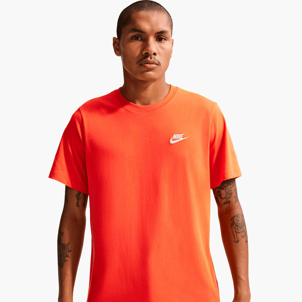 Nike Camiseta Sportswear Club