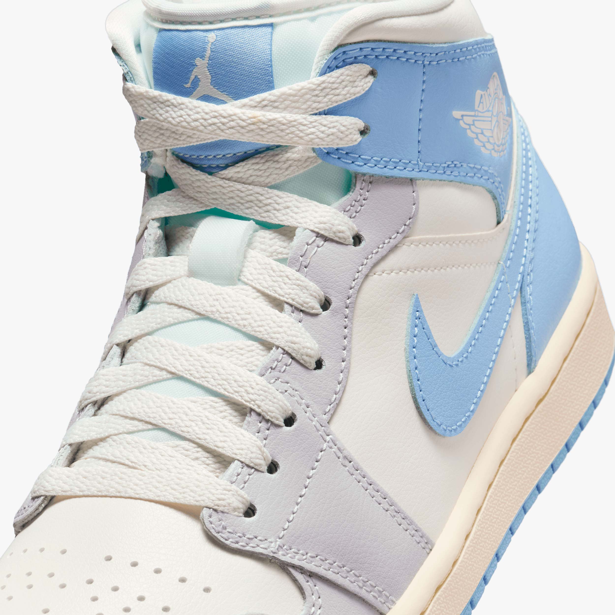 Air Jordan 1 Mid