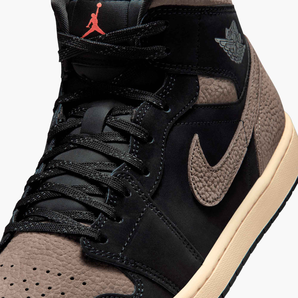 Air Jordan 1 Mid SE
