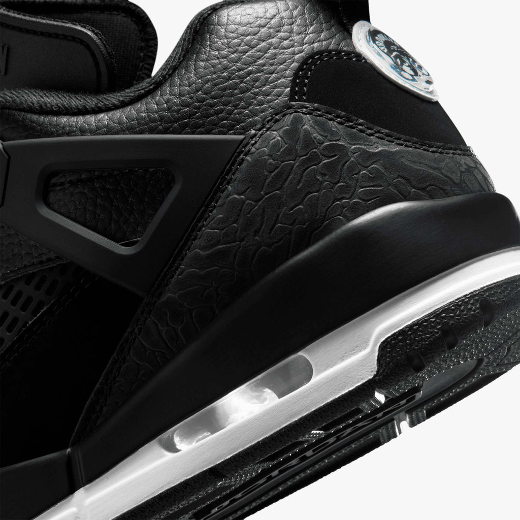 Jordan Spizike Low