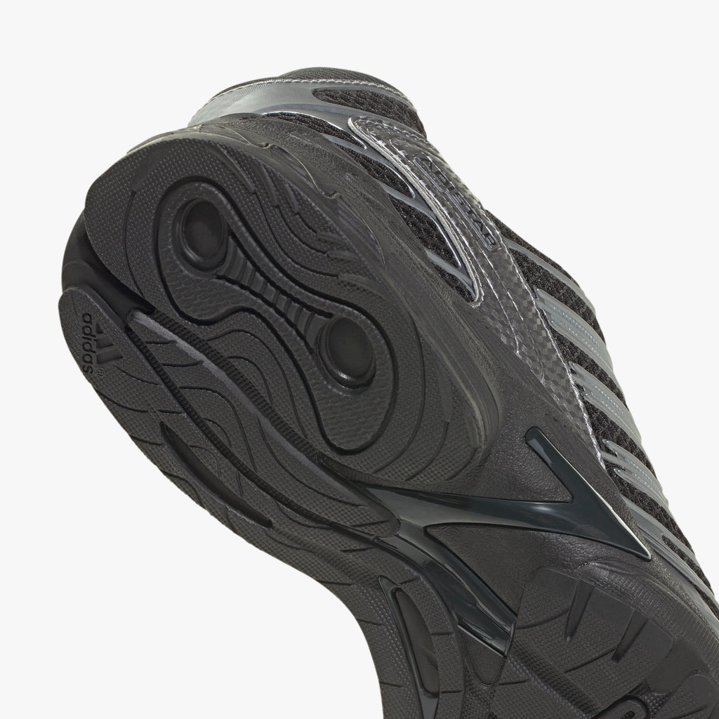 Adidas Adistar Control 3