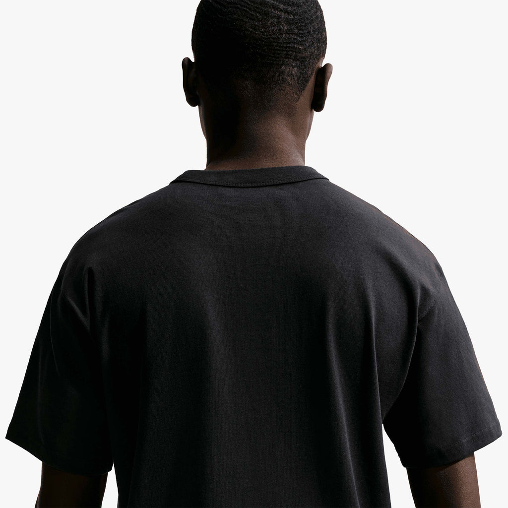 Nike Camiseta Sportswear Premium Essentials