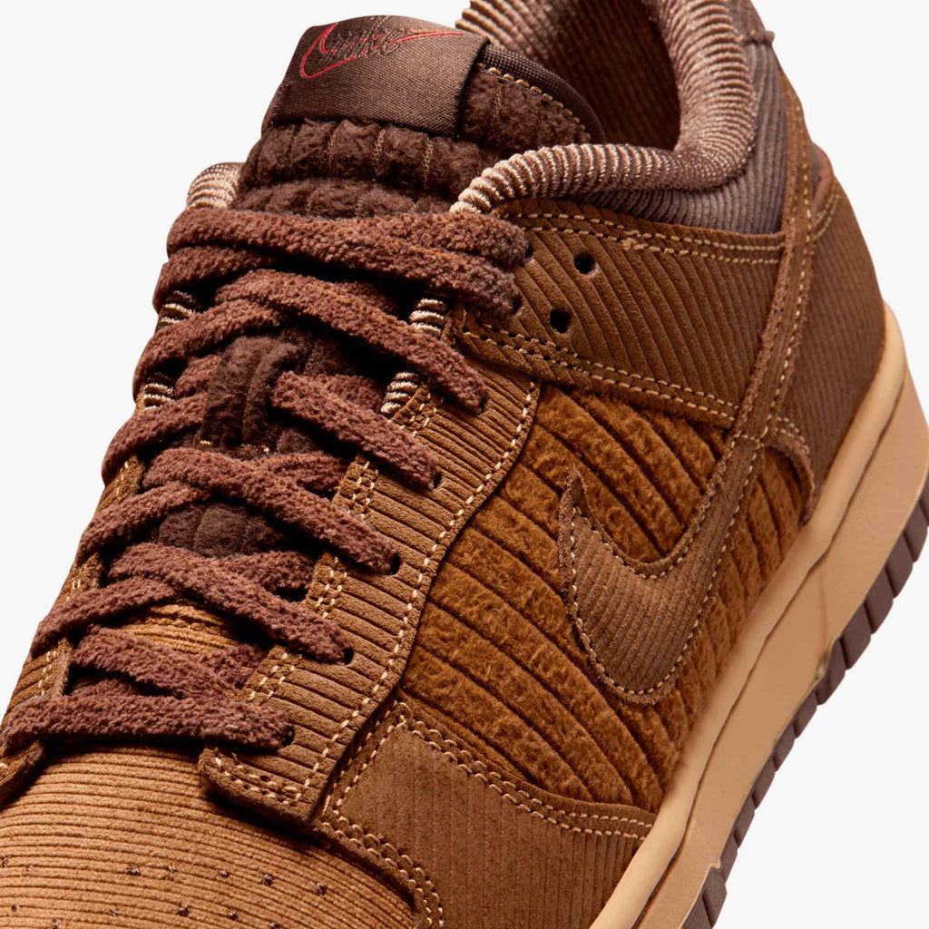 Nike Dunk Low Retro Premium