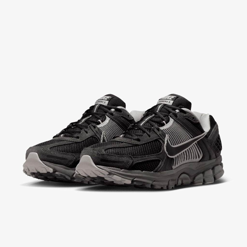 Nike Zoom Vomero 5