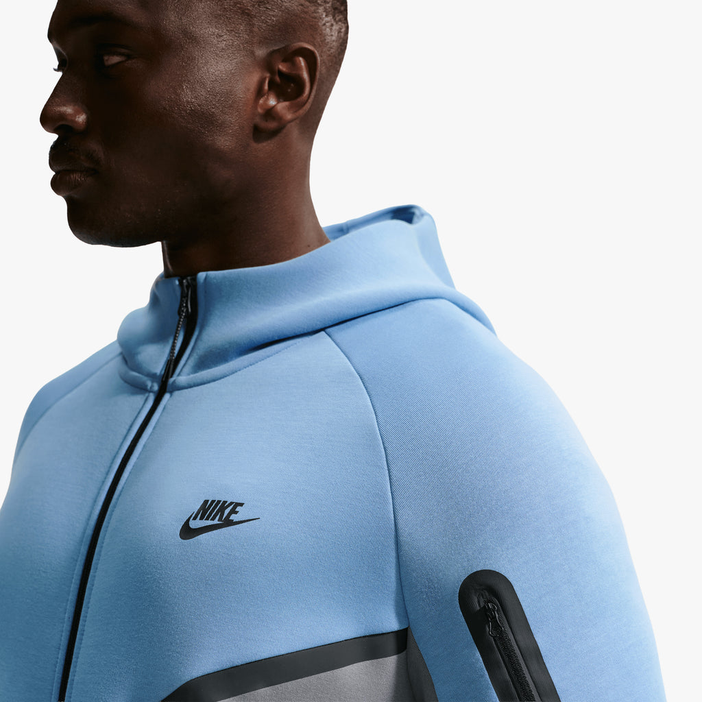 Nike Buzo Tech