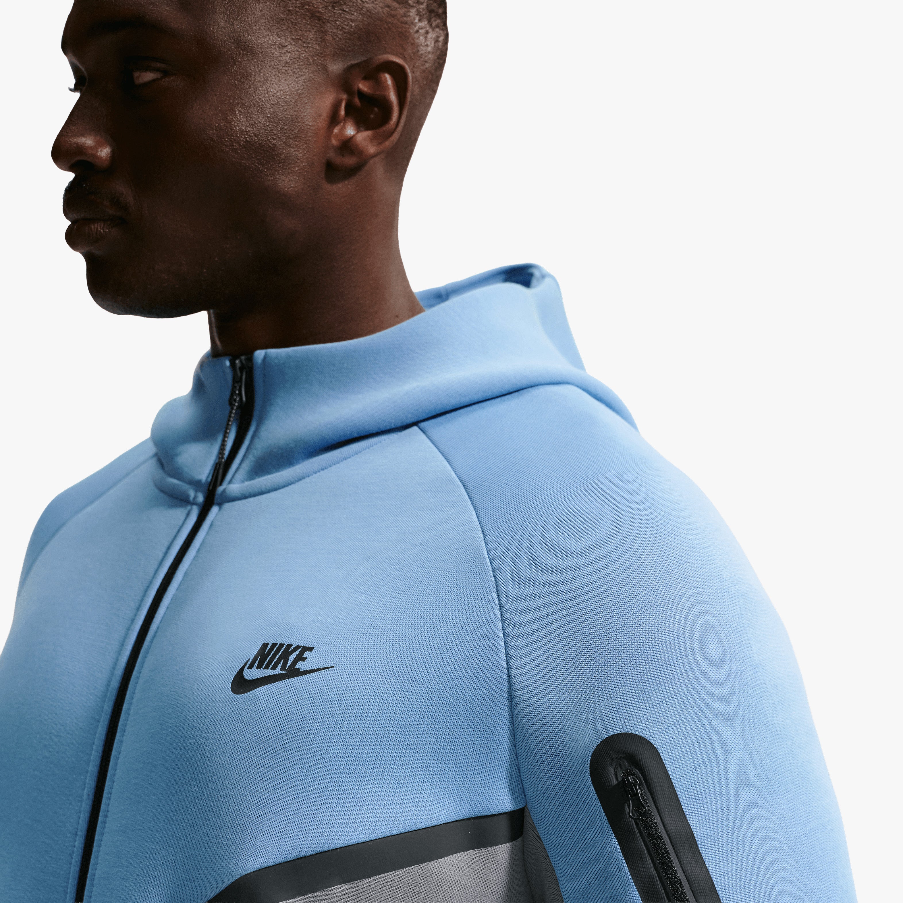 Nike Buzo Tech