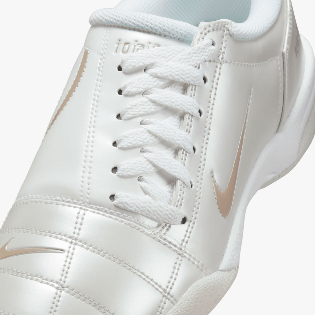 Nike Total 90