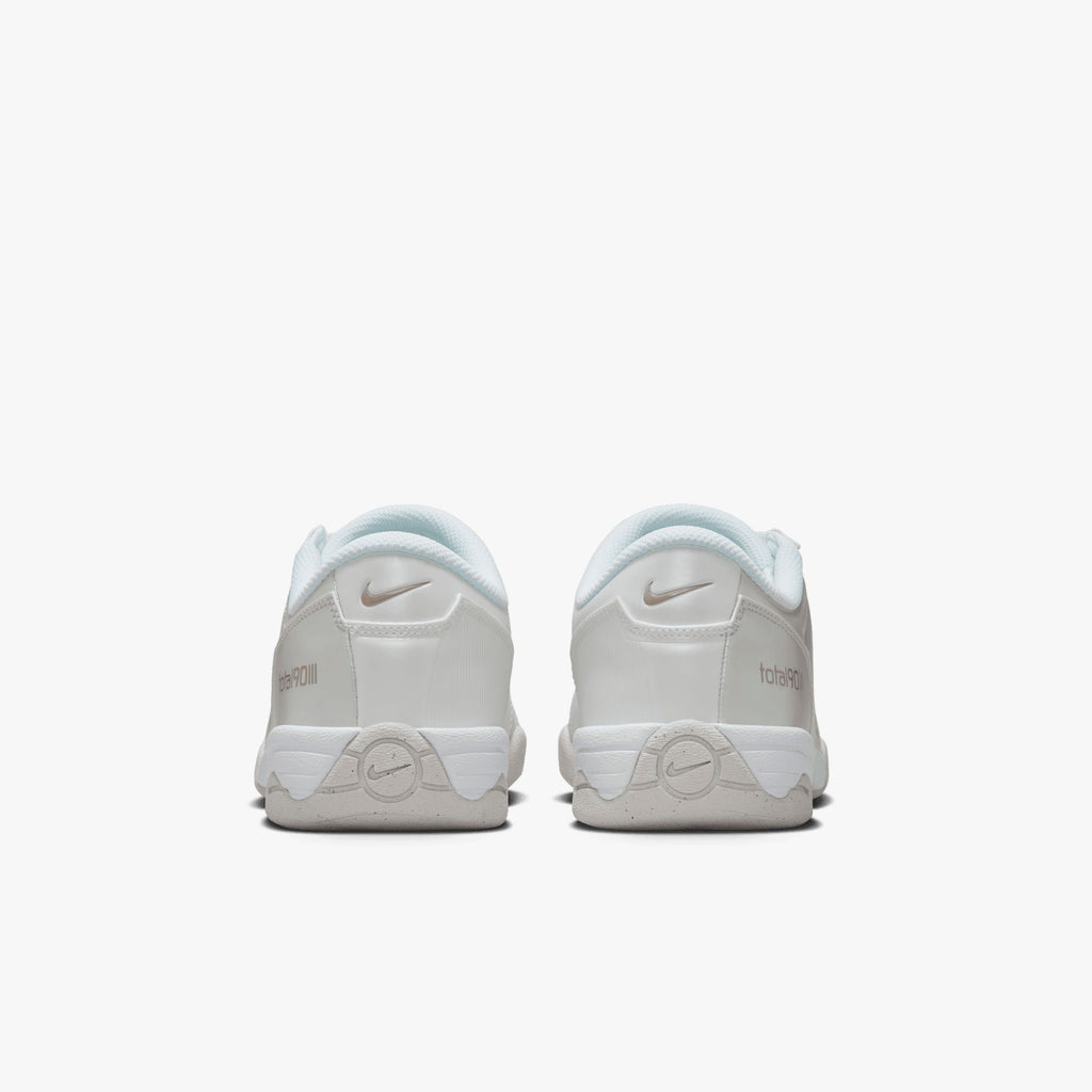 Nike Total 90