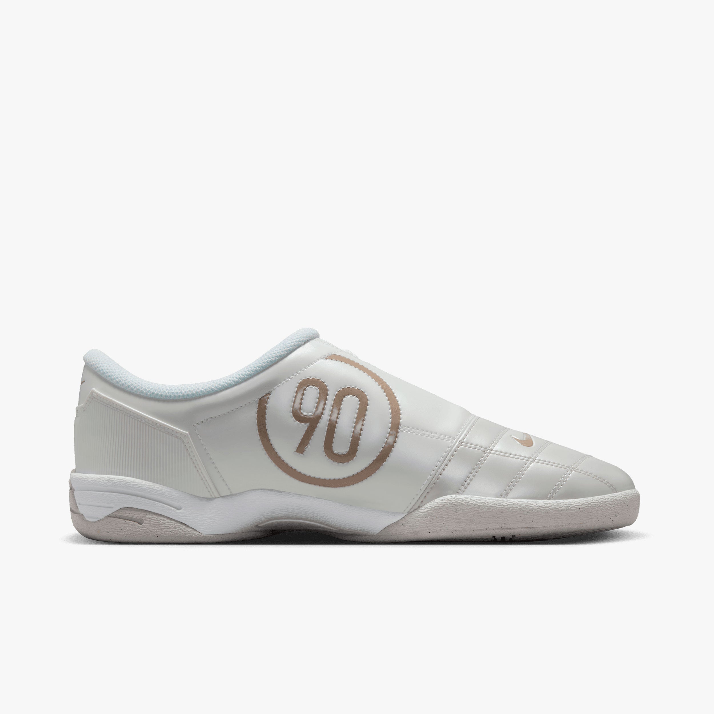 Nike Total 90