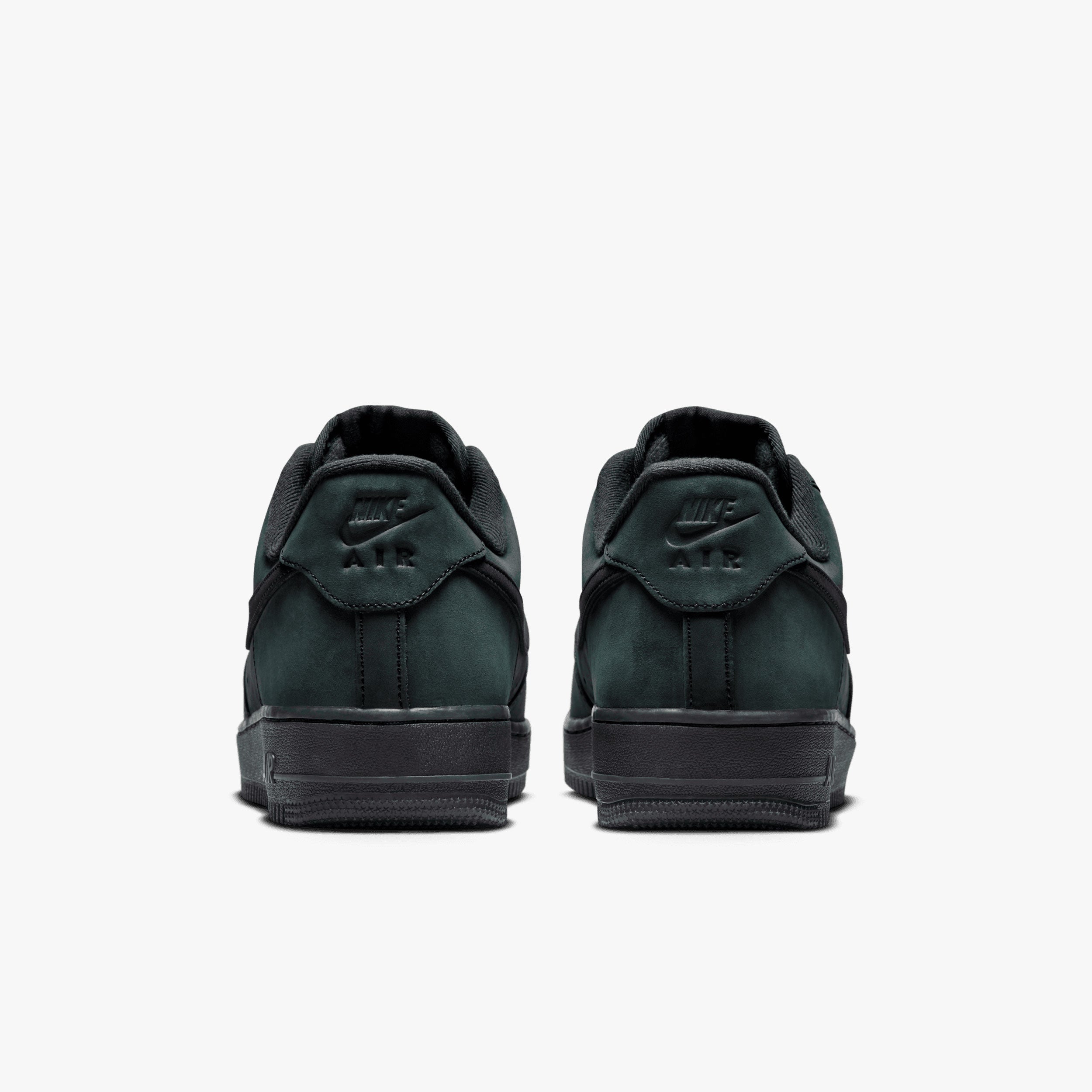 Nike Air Force 1 07 WB