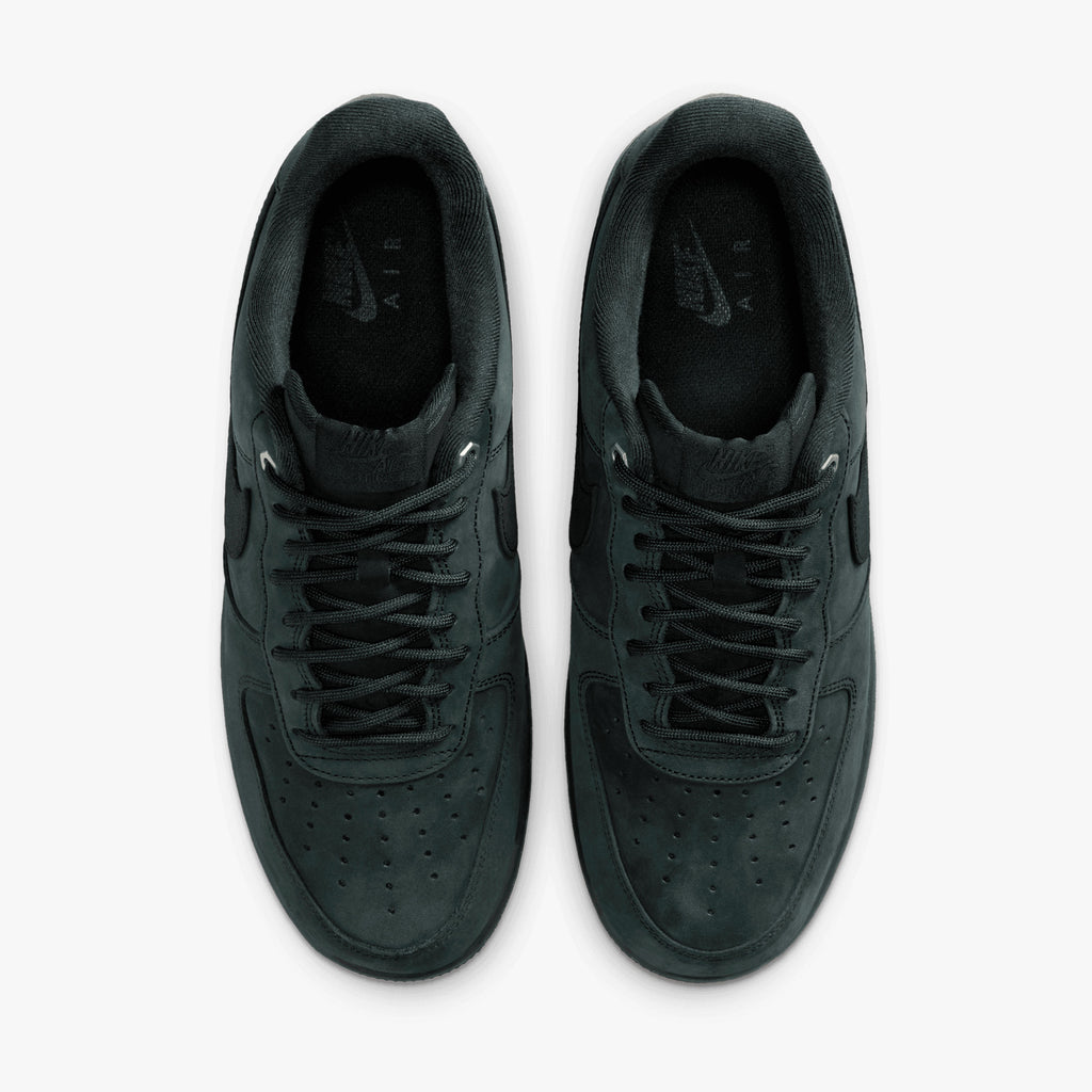 Nike Air Force 1 07 WB