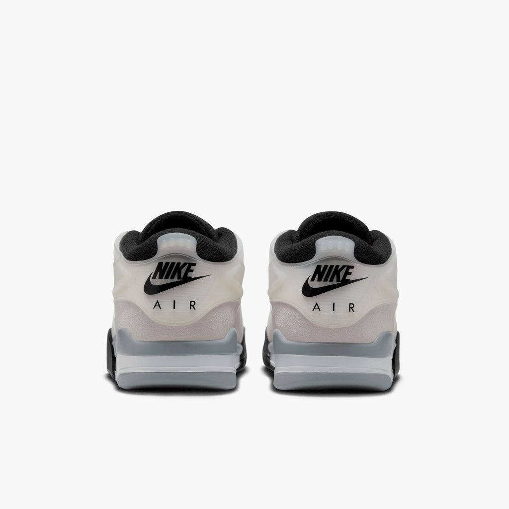 Air Jordan 4 RM