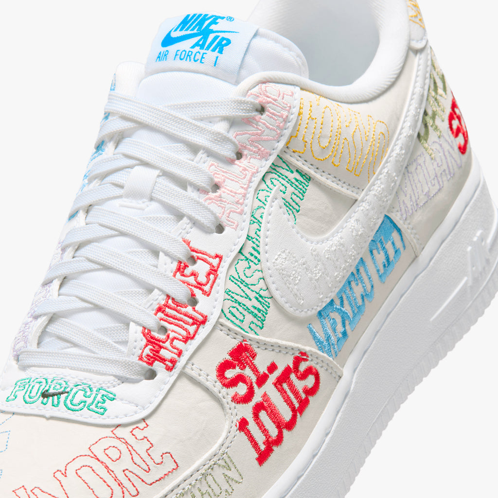Nike Air Force 1 07 LV8