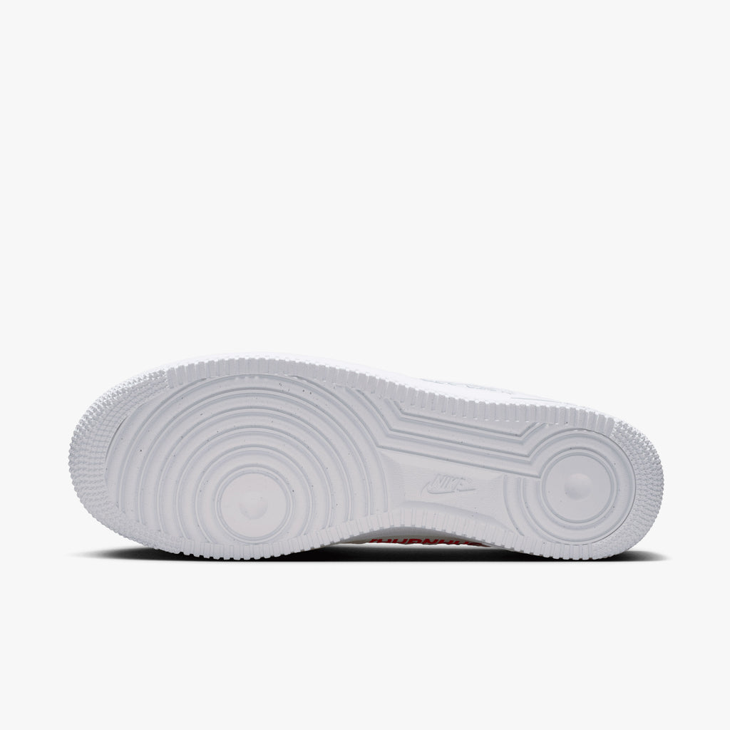 Nike Air Force 1 07 LV8