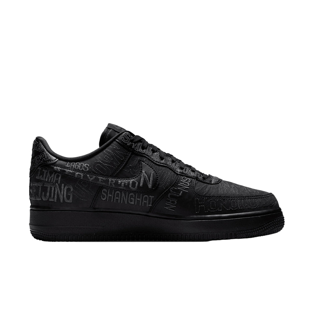 Nike Air Force 1 07 LV8