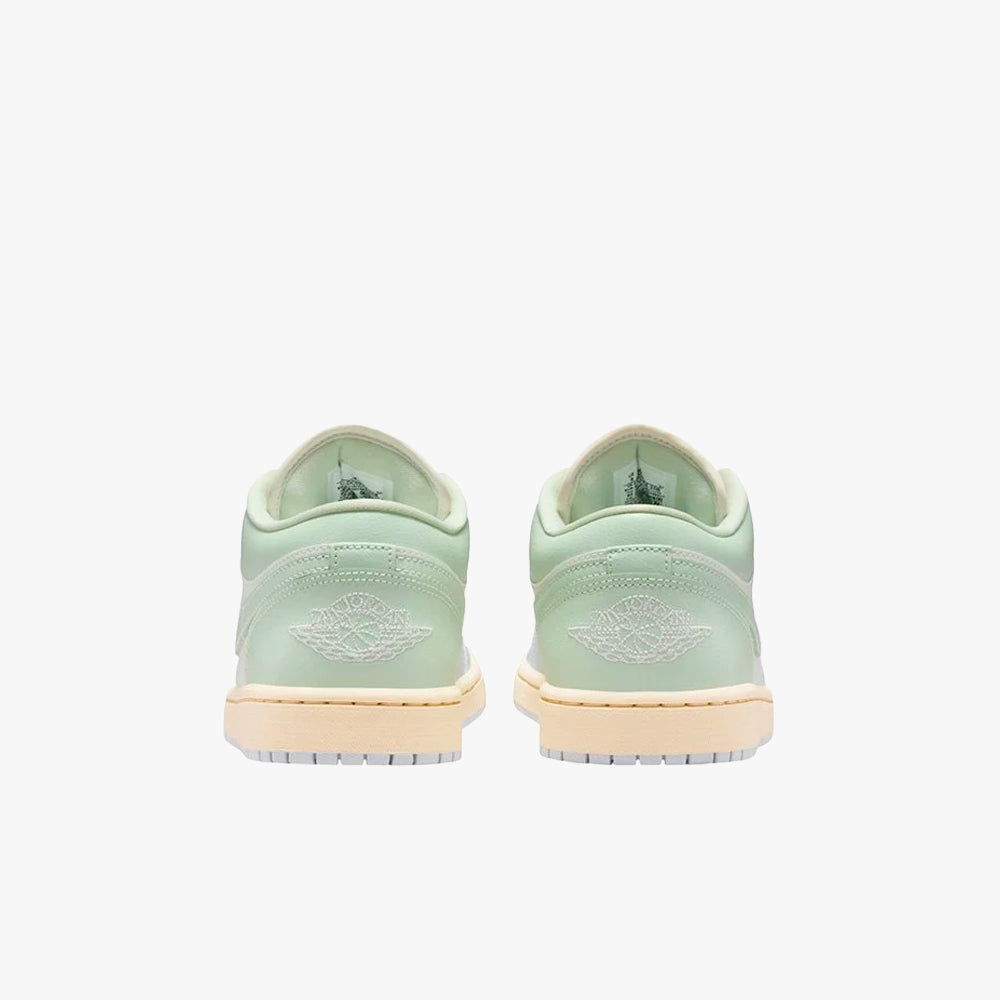 Jordan 1 Low